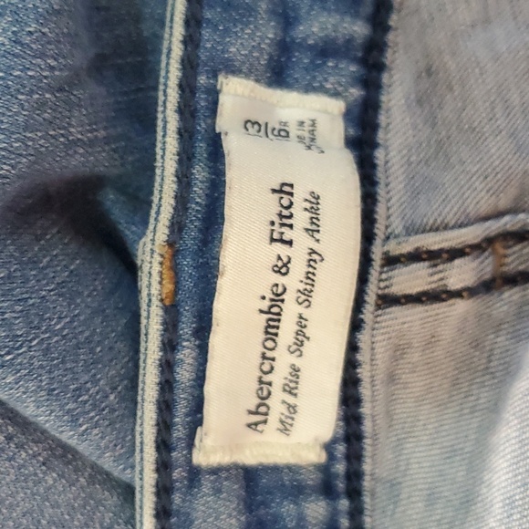 Abercrombie & Fitch Distressed Super Skinny Ankle Mid Rise Jeans Size 16/33 - Picture 9 of 13